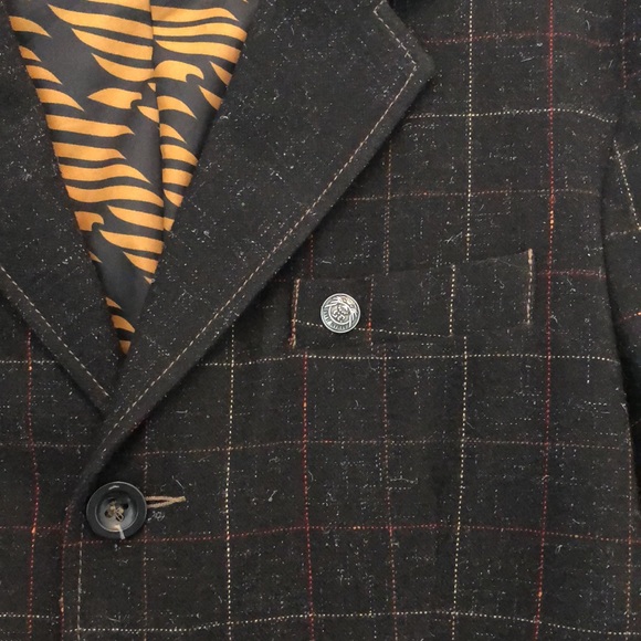 Armani Sport Coat - Picture 5 of 12